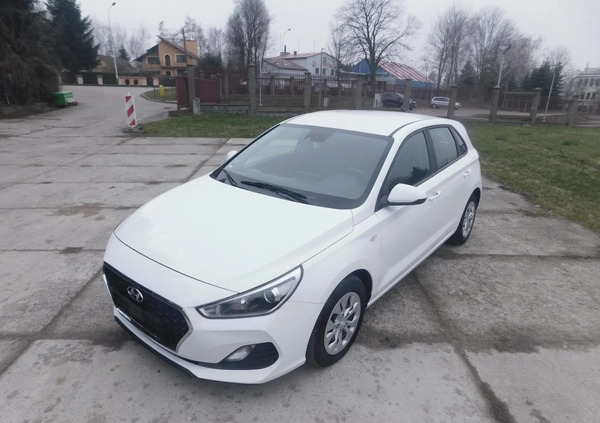 Hyundai I30 cena 48900 przebieg: 223500, rok produkcji 2018 z Jarosław małe 352